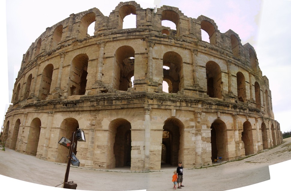Het colloseum van El-Jem uit de derde eeuw A.D.