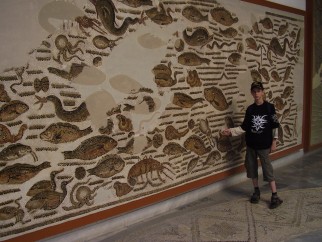 ...hingen mozaieken...