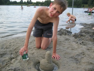 Janwillem bouwt een eigen dorp