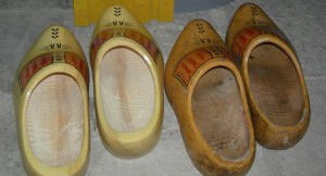 op klompen bij het Nederlands Poolstation